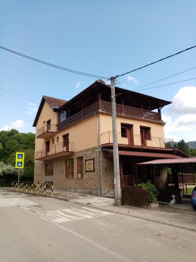 Guesthouse Smiljanic Slavkovica Exterior photo
